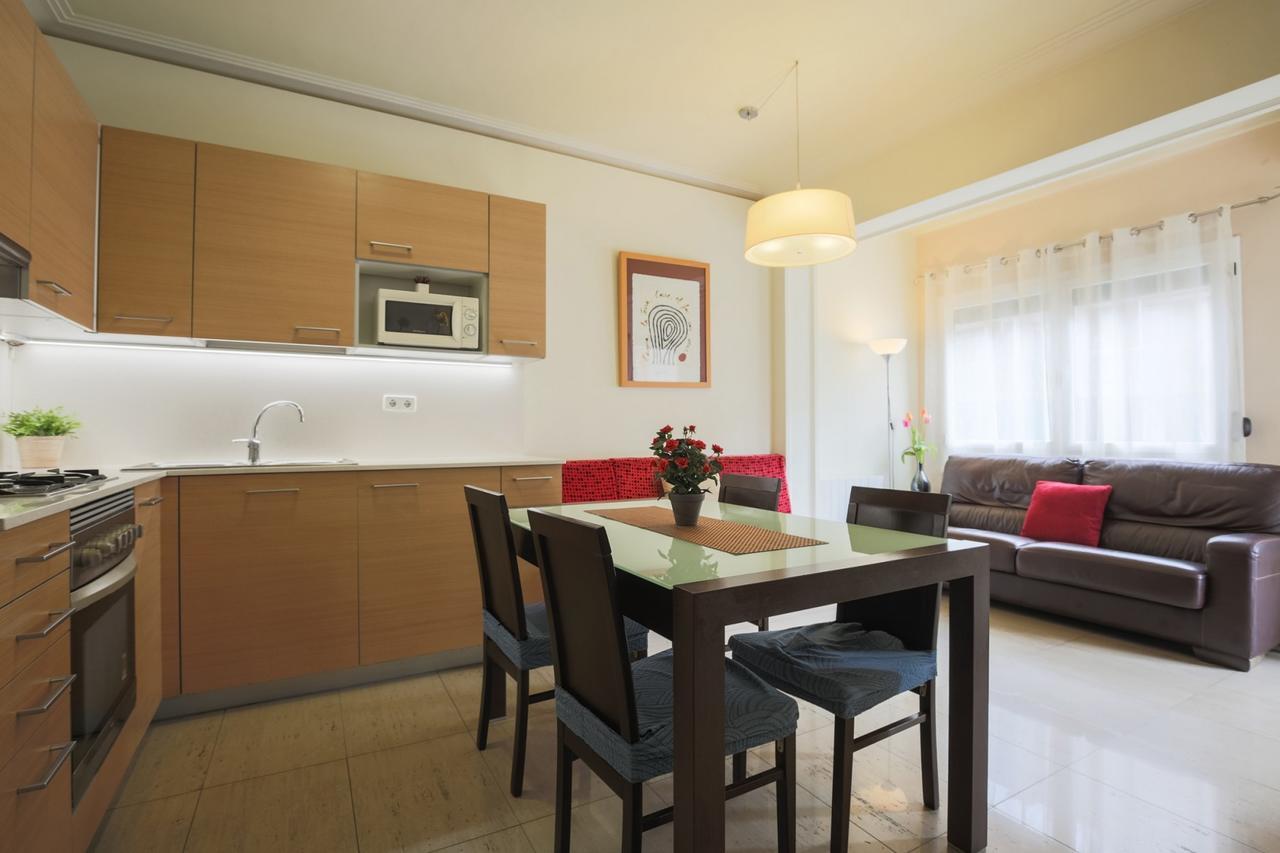 Aparteasy - Family Apartment Sant Antoni Barcelona Exterior foto