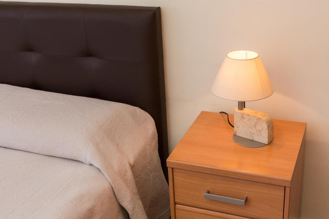 Aparteasy - Family Apartment Sant Antoni Barcelona Habitación foto